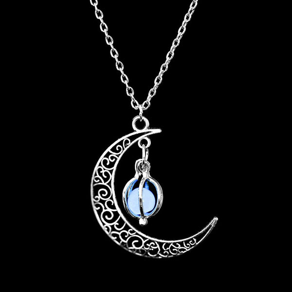Vintage Moon Luminous Glowing Moonstone Pendant Necklace Women
