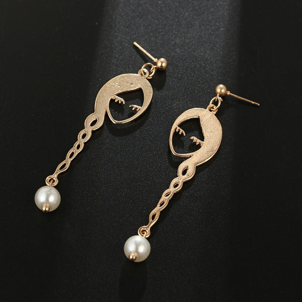 Women Geometric pearl Metal hollow out gold stud earrings