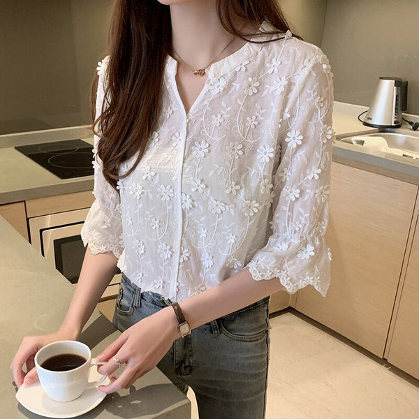 2022 New Floral Embroidered White Lace  Cotton Blouse