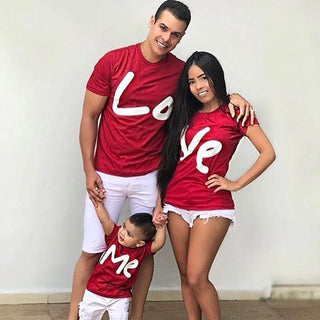 family matching clothes mother father daughter son kids baby T-shirt